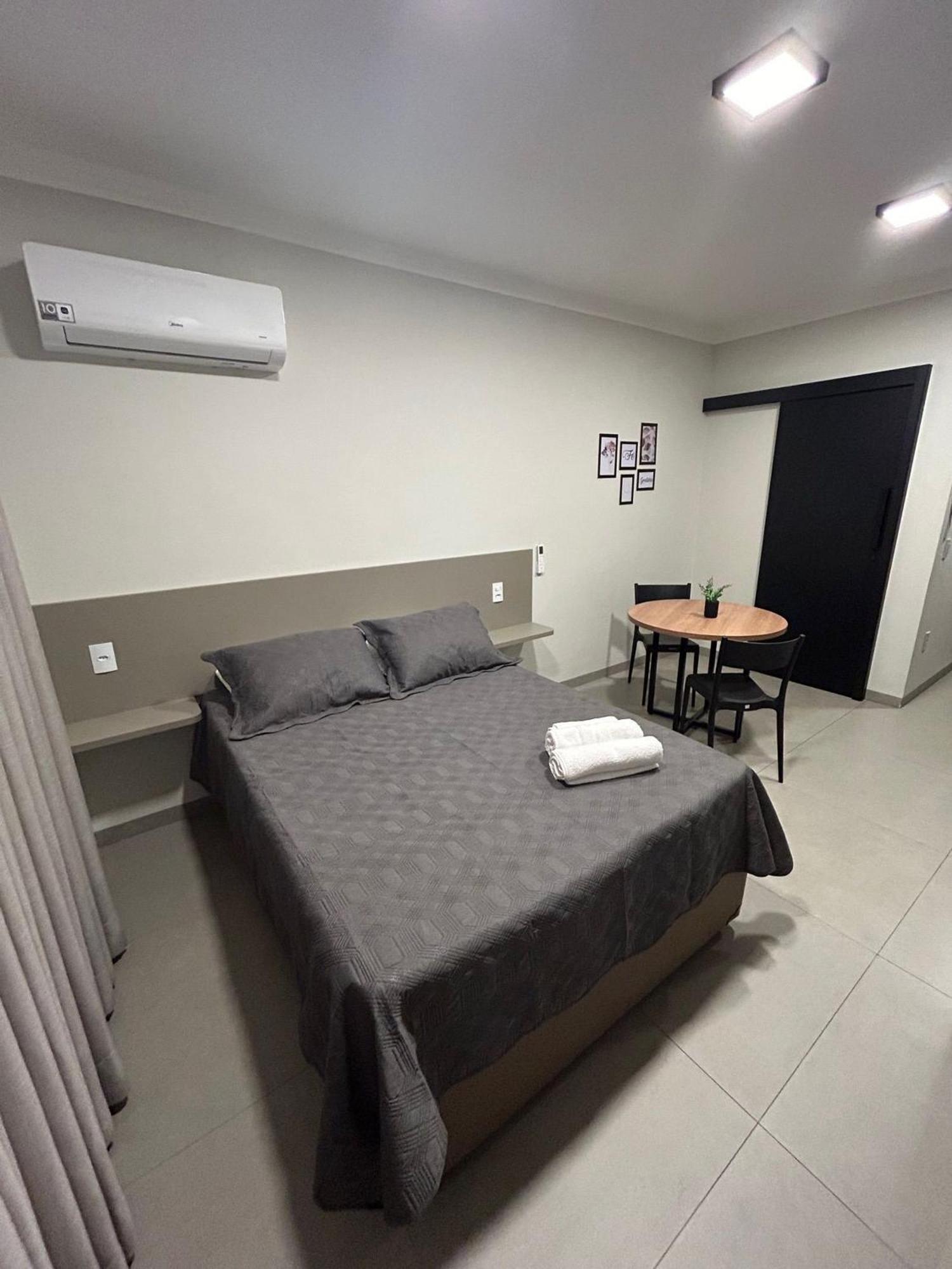 Predio San Paolo - Bairro Santa Monica Proximo A Ufu / Prefeitura / Center Shopping Apartamento Uberlândia