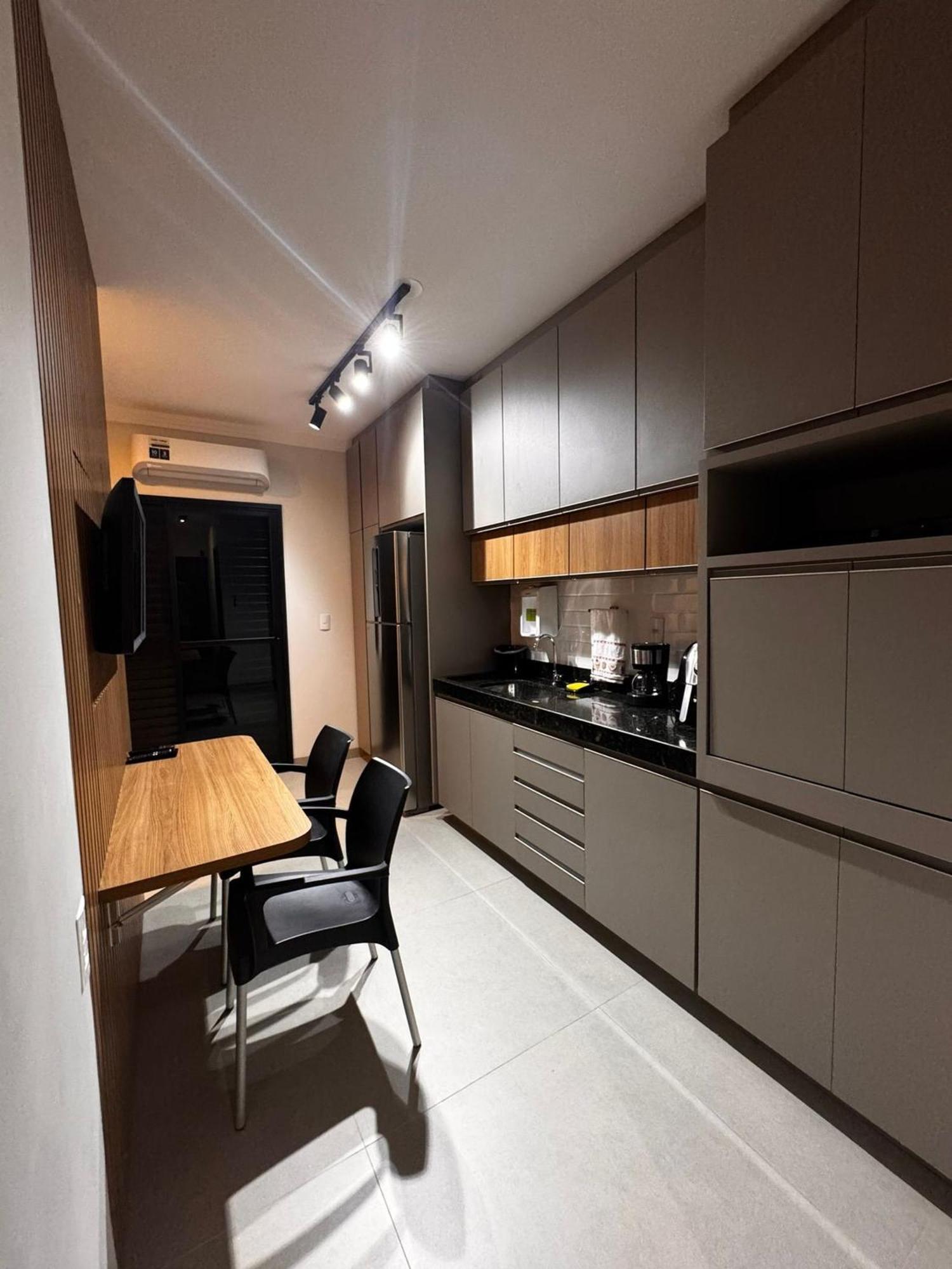 Predio San Paolo - Bairro Santa Monica Proximo A Ufu / Prefeitura / Center Shopping Apartment *